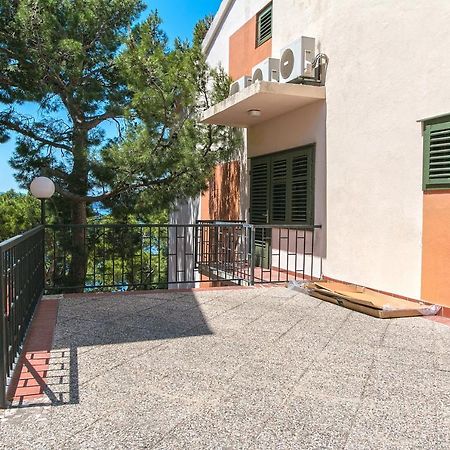 Apartments by the sea Brela, Makarska - 16950 Exteriör bild